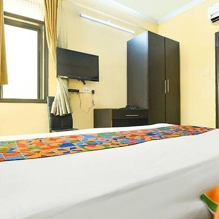 Dover Inn By Bookmerihotel Calcutta Buitenkant foto
