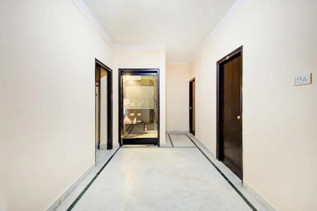 Dover Inn By Bookmerihotel Calcutta Buitenkant foto