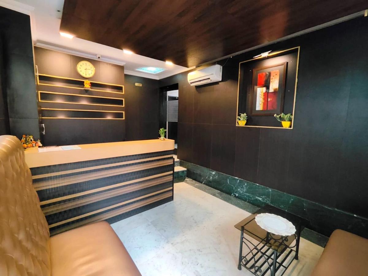Dover Inn By Bookmerihotel Calcutta Buitenkant foto