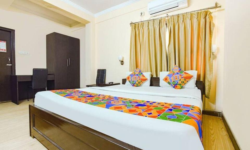 Dover Inn By Bookmerihotel Calcutta Buitenkant foto
